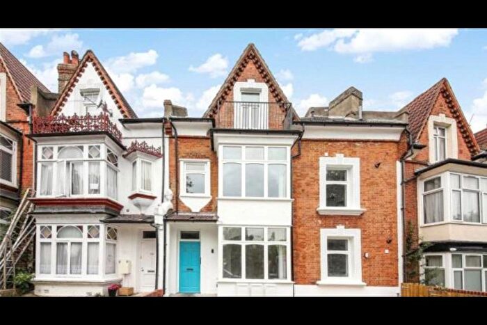 2 Bedroom Property To Rent In Wellington Gardens, Charlton, SE7