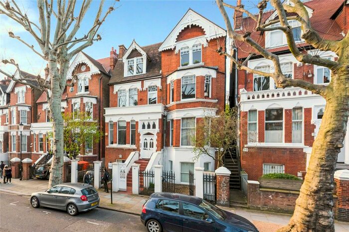2 Bedroom Flat To Rent In Bassett Road, London, W10