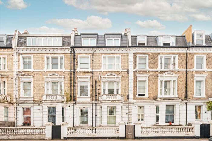 1 Bedroom Flat To Rent In Elsham Terrace, Holland Park, W14