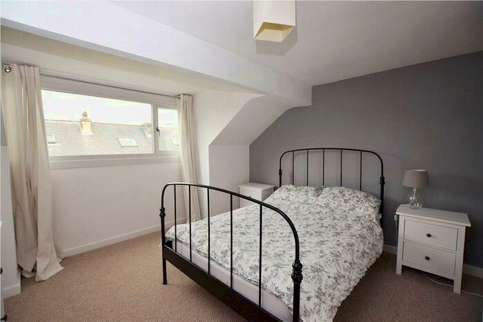 3 Bedroom Terraced House To Rent In Oakroyd Mount, Stanningley, Pudsey, LS28