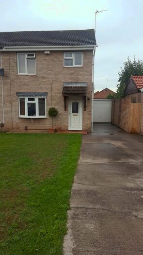 3 Bedroom Semi-Detached House To Rent In Beman Close, Rusheymead, LE4