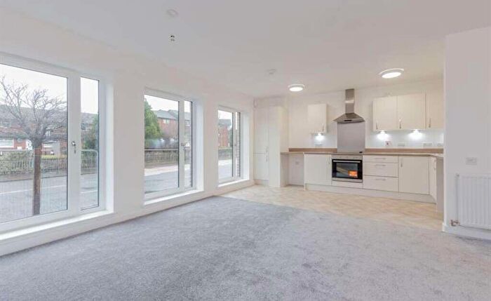 2 Bedroom Apartment To Rent In Flat /, Thread Court, Glasgow, G40