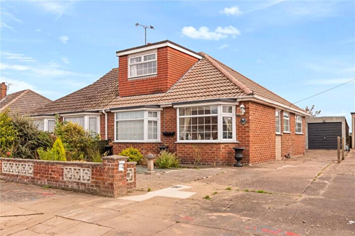 3 Bedroom Semi-Detached House For Sale In Southern Walk, Scartho, Grimsby, N E Lincs, DN33