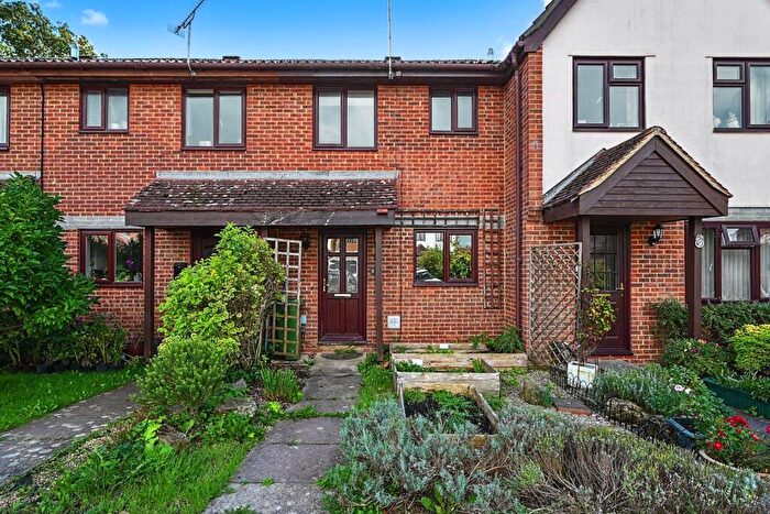 2 Bedroom House For Sale In Oakapple Close, Cowfold, RH13