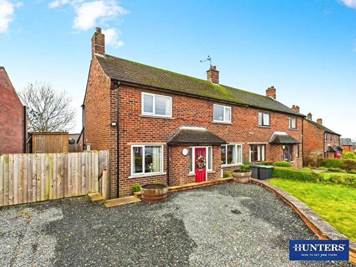 3 Bedroom Semi-detached House For Sale In Parkhead Road, Brampton, CA8