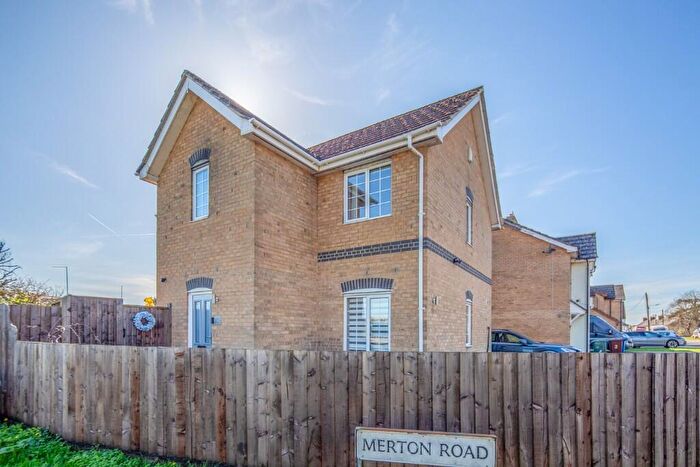 3 Bedroom Link Detached House For Sale In Page Turner Close, Merton Road, Ambrosden, OX25