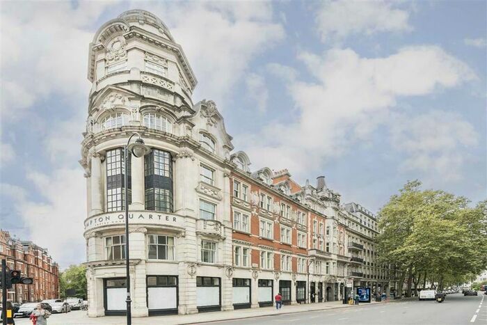 3 Bedroom Flat To Rent In Thurloe Place, London, SW7