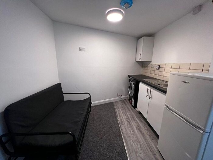 1 Bedroom Flat To Rent In Avon Street, Coventry, CV2