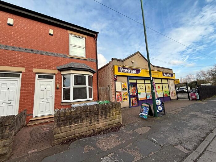 3 Bedroom Terraced House To Rent In Whittington Mews, Wilford Grove, The Embankment, NG2