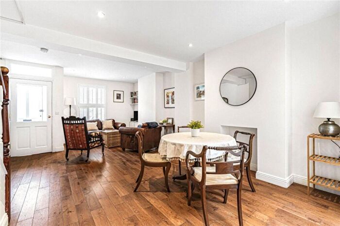 3 Bedroom End Of Terrace House To Rent In Stockmore Street, Oxford, OX4