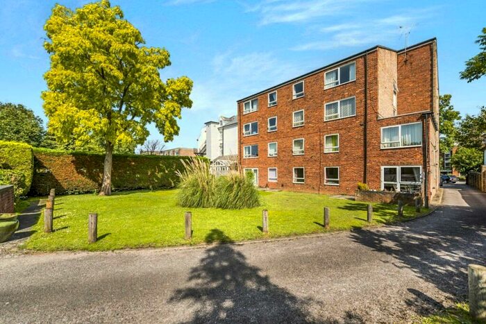 1 Bedroom Flat To Rent In Mulgrave Road, Sutton, SM2