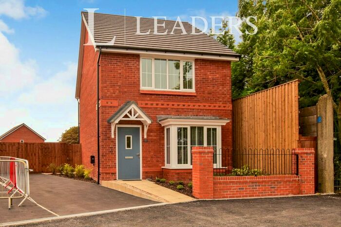 3 Bedroom Detached House To Rent In Kirkmanshulme Lane, Manchester, M18