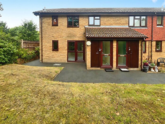 1 Bedroom Retirement Property For Sale In St. Georges Road East, Aldershot, GU12