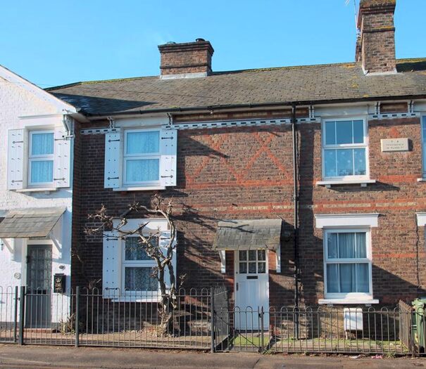 3 Bedroom Property To Rent In Maidstone Road, Paddock Wood, Tonbridge, TN12