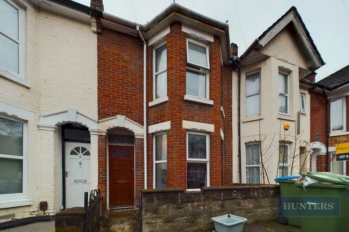 5 Bedroom Terraced House To Rent In Thackeray Road, Southampton, Hampshire, SO17