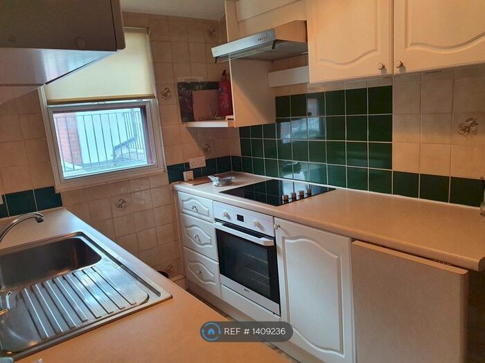 1 Bedroom Flat To Rent In Archway Road, London, N6