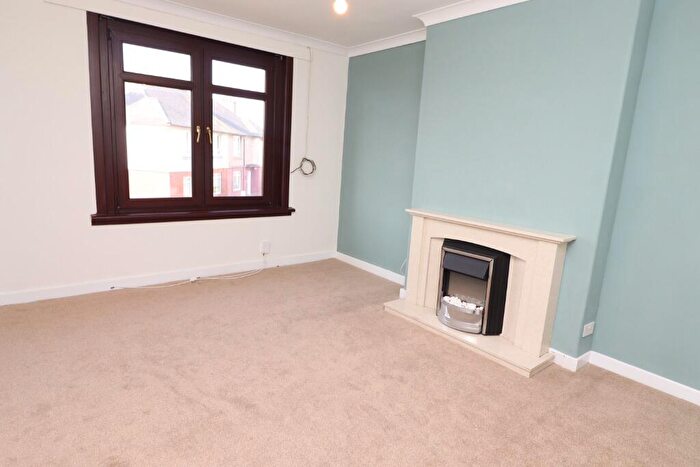 2 Bedroom Flat To Rent In Don Street, Riddrie, Glasgow, G33