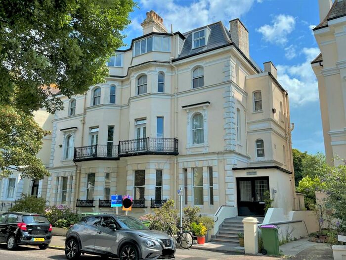 2 Bedroom Apartment To Rent In Trinity Crescent, Folkestone, Kent, CT20