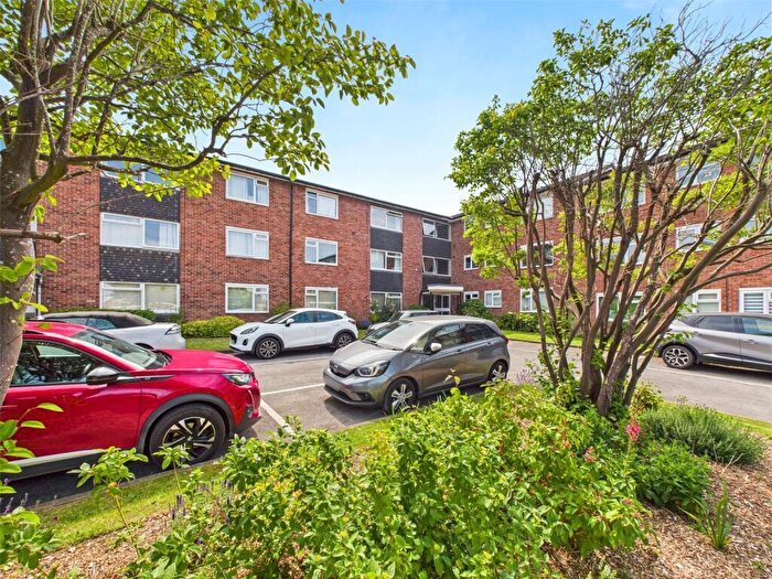 2 Bedroom Apartment For Sale In Prestbury, Cheltenham, Gloucestershire, GL52