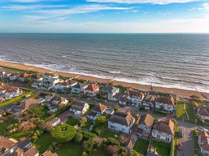 5 Bedroom Detached House For Sale In Davenport Road, Beach Estate, PO22