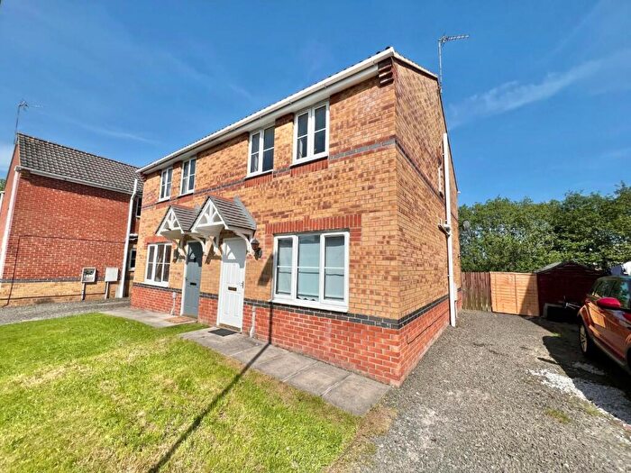 3 Bedroom Semi Detached House For Sale In Dickens Way, Crook, DL15