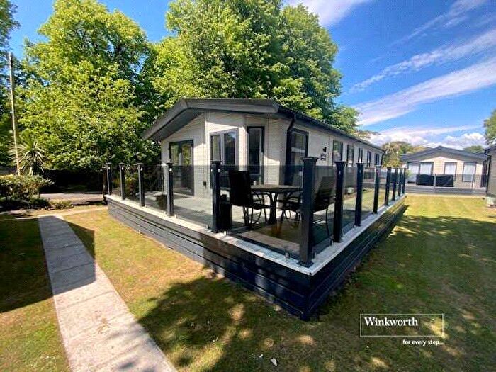 2 Bedroom Bungalow For Sale In Mudeford, Christchurch, Dorset, BH23