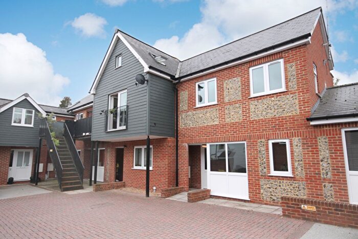 2 Bedroom Terraced House To Rent In Falkland Road, Dorking, RH4