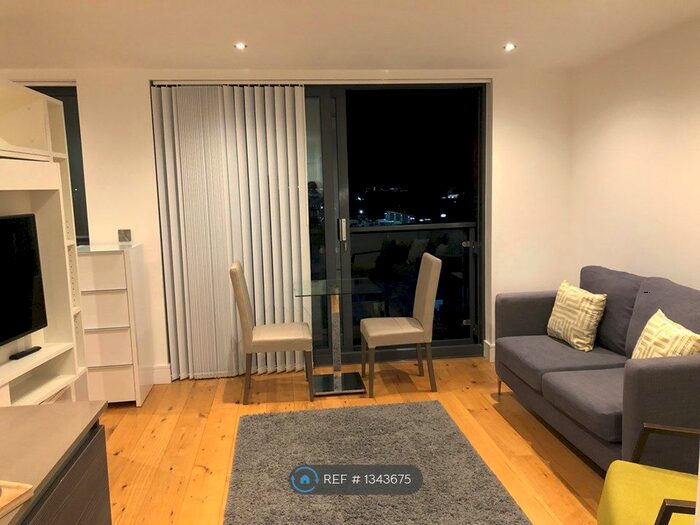 Studio To Rent In Trident House, Hayes, UB3