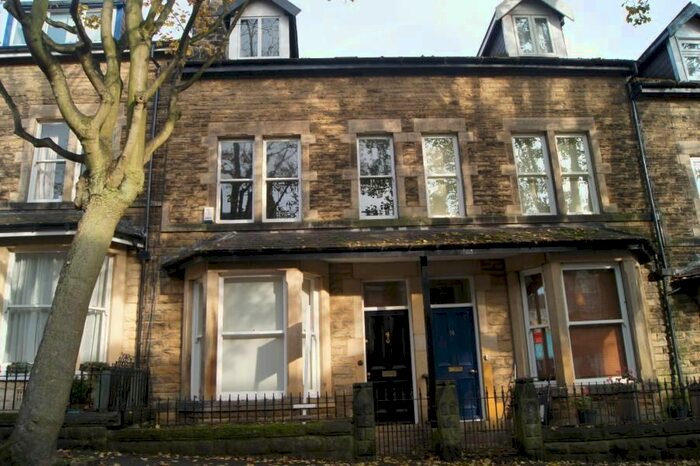 4 Bedroom Terraced House To Rent In Glebe Avenue, Harrogate, HG2