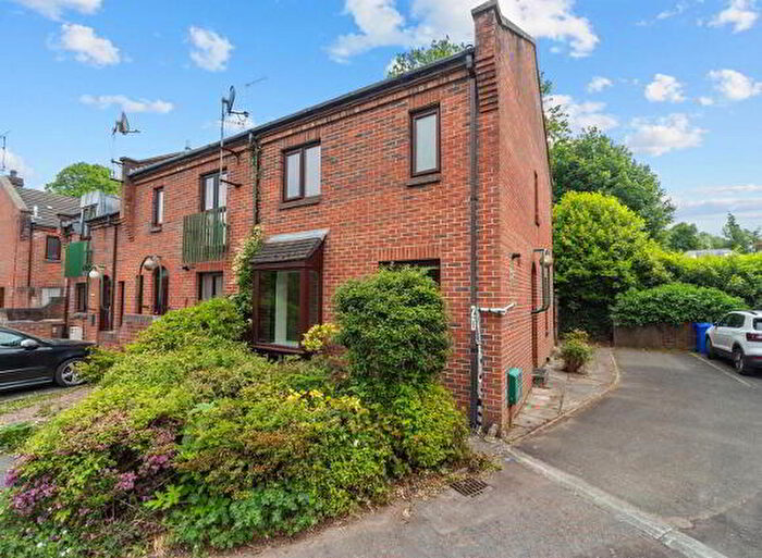 2 Bedroom TownHouse For Sale In Balmoral Mews, Belfast, BT9