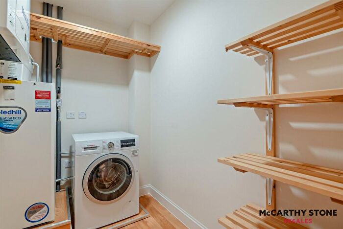 1 Bedroom Apartment For Sale In Viewpoint, Harbour Road, Gosport, PO12