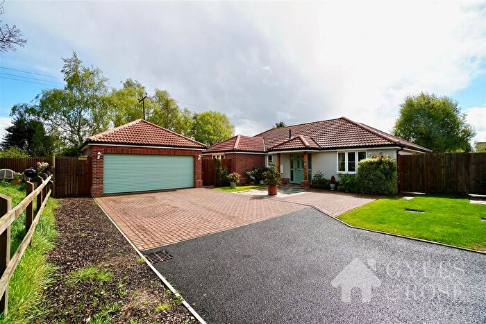 4 Bedroom Detached Bungalow For Sale In Steam Mill Close, Bradfield, Manningtree, CO11