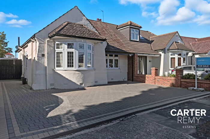 2 Bedroom Semi-Detached Bungalow For Sale In Heather Gardens, Romford, RM1