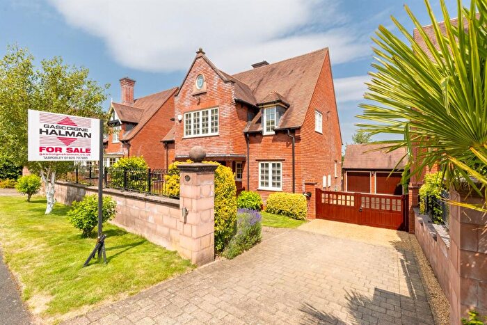 4 Bedroom Detached House For Sale In Golf Course Views And Immaculate House In St. Marys Drive, Whitegate, CW8