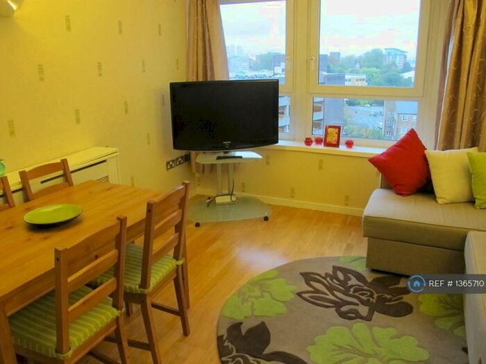 1 Bedroom Flat To Rent In The Vista Building, London, SE18