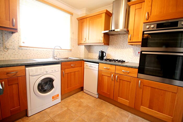 3 Bedroom Semi-detached House To Rent In Alma Road, Orpington, BR5