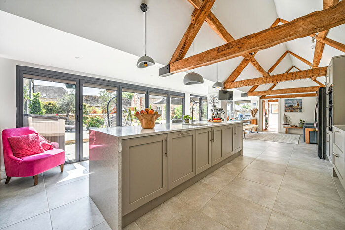 4 Bedroom Barn Conversion For Sale In Lynt Farm Lane, Inglesham, Swindon, SN6