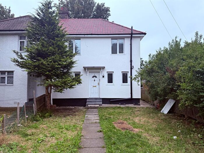 2 Bedroom Semi-Detached House To Rent In Finch Close, Neasden, NW10