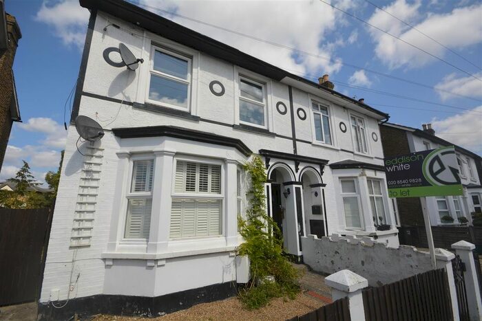 2 Bedroom Flat To Rent In Lyveden Road, Colliers Wood/Tooting Borders, SW17