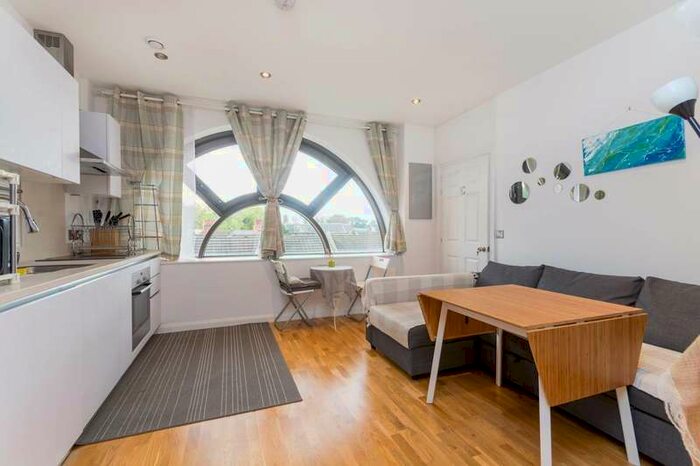 1 Bedroom Flat To Rent In Peterborough Road, Harrow, HA1