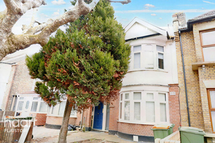 3 Bedroom Apartment For Sale In Terrace Road Upton Park, London, E13