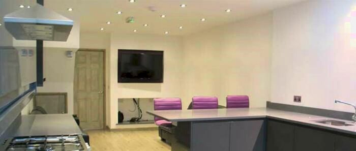 6 Bedroom Terraced House To Rent In Hubert Road, Selly Oak, Birmingham, B29