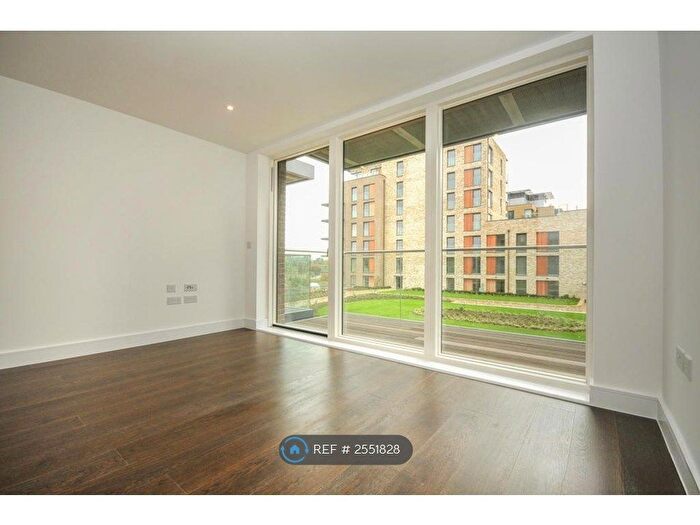 1 Bedroom Flat To Rent In Merlin Court, London, SE3