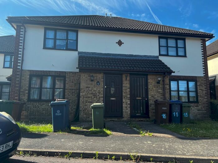 1 Bedroom Flat To Rent In Greenacre Close, Northolt, UB5