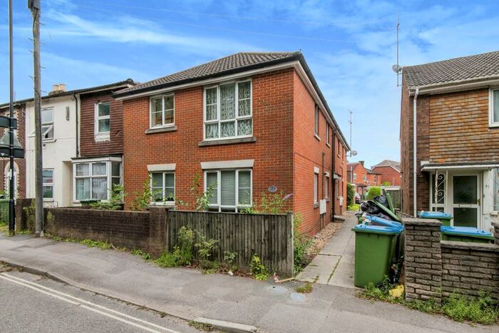 1 Bedroom Apartment To Rent In St Denys Road, Southampton, SO17