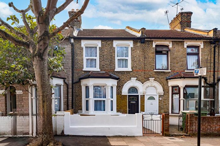 2 Bedroom Terraced House To Rent In Tunmarsh Lane, Plaistow, London, E13