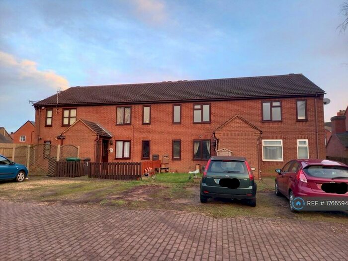1 Bedroom Flat To Rent In St. Stephens Court, Woodville, DE11