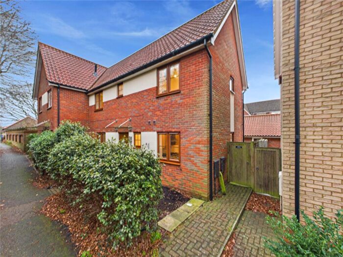 3 Bedroom Semi Detached House For Sale In Audley Grove, Rushmere St. Andrew, Ipswich, Suffolk, IP4