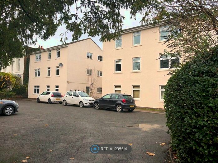 2 Bedroom Flat To Rent In Leam Terrace, Leamington Spa CV31