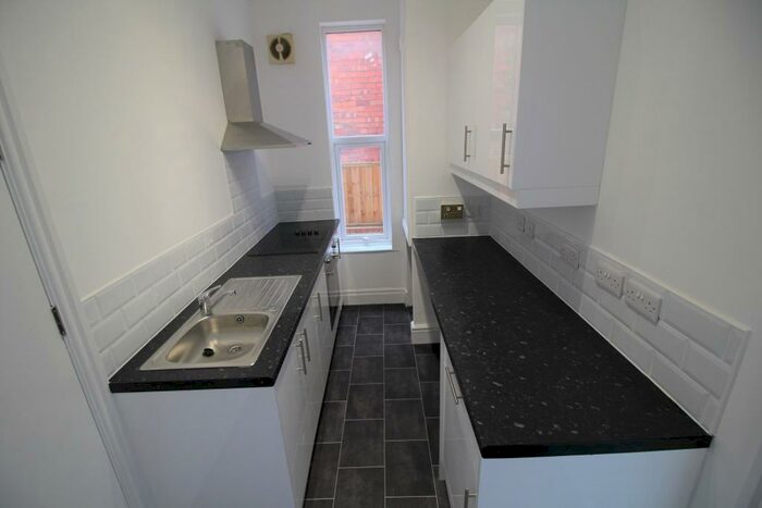 1 Bedroom Flat To Rent In Loughborough Road, West Bridgford, NG2